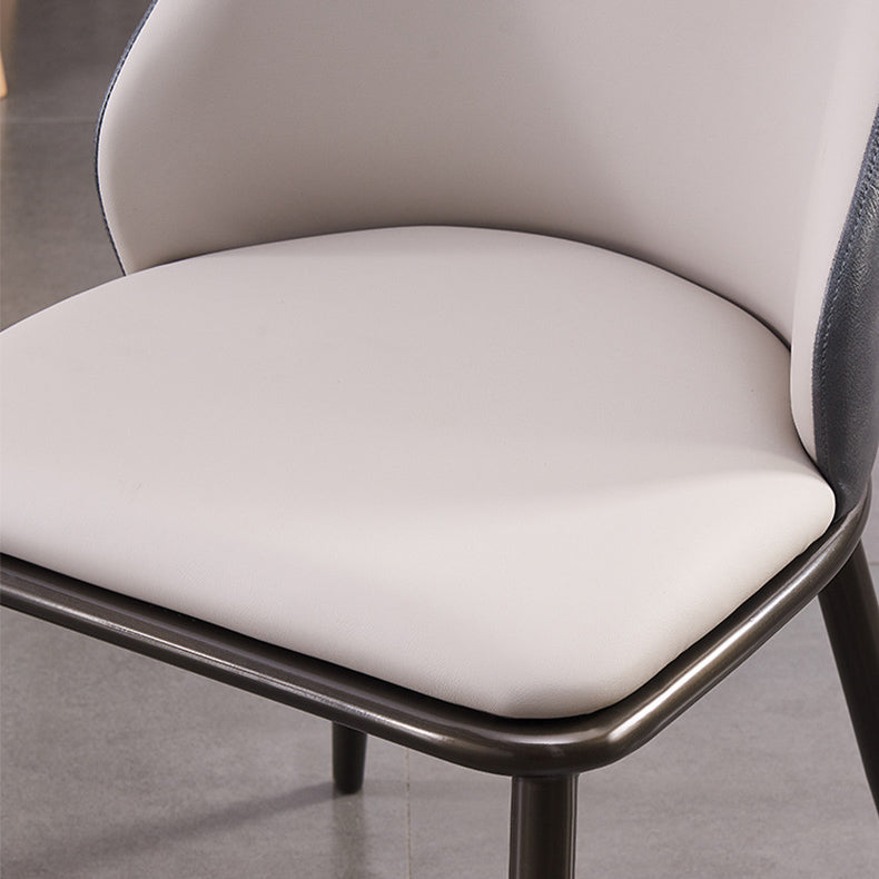 Faux lederen eetkamerstoel glamourstijl Parsons armloze zijstoel