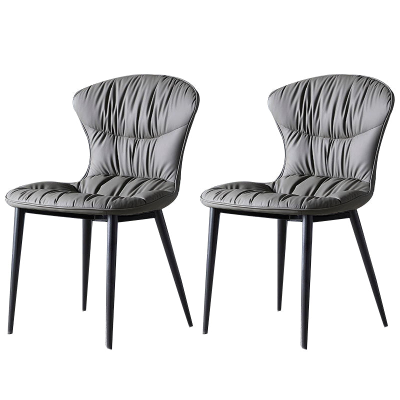 Silla de comedor de cuero falso silla sin brazo con piernas negras