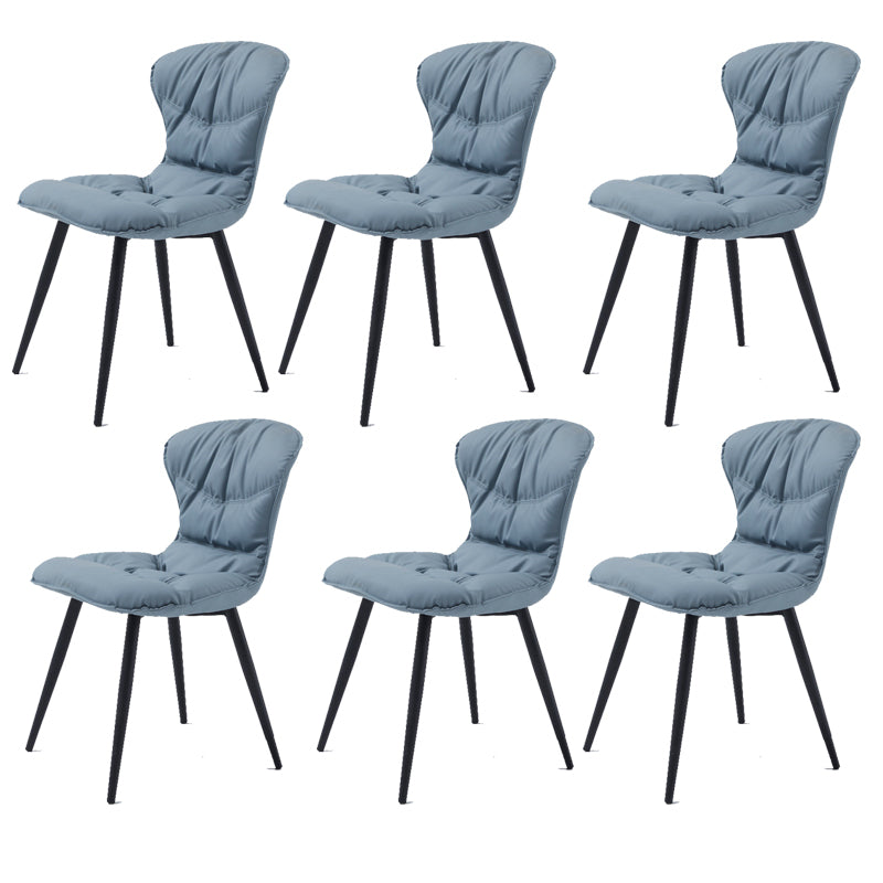 Silla de comedor de cuero falso silla sin brazo con piernas negras