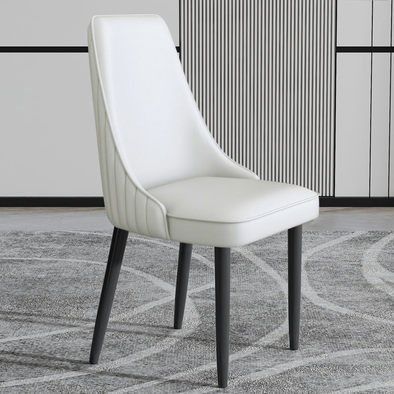 Sedia da pranzo in pelle finta Parsons Casa braccio da pranzo.