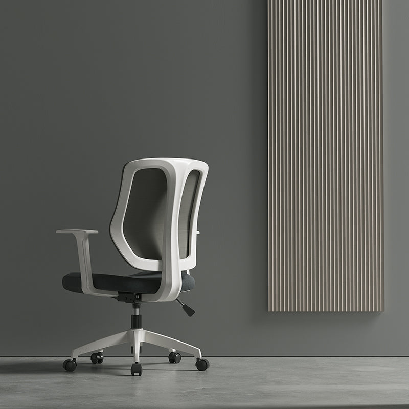 Silla de oficina moderna altura del asiento ajustable brazos fijos silla giratoria con ruedas