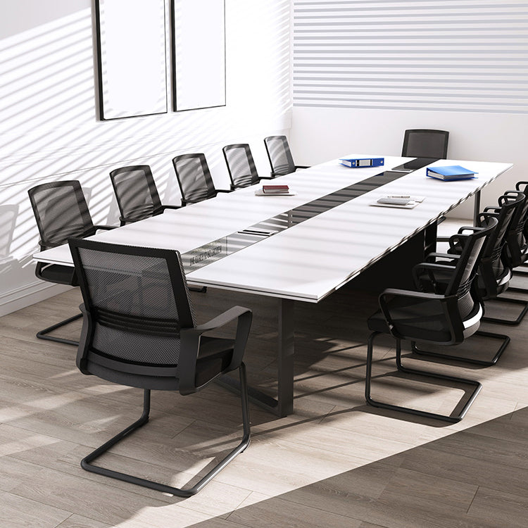 Moderne stoel geen wielen vaste armen gestoffeerd geen pijnlijke bureaustoel