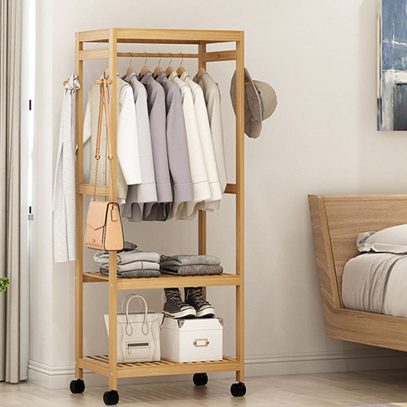 Rack de manteau en bois de style moderne de style ménage minimaliste.