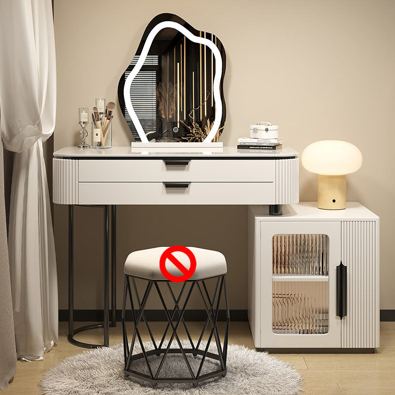 Contatore di trucco bianco in pietra contemporanea 31,5 "HASUP VANITÀ CAMERA BADE