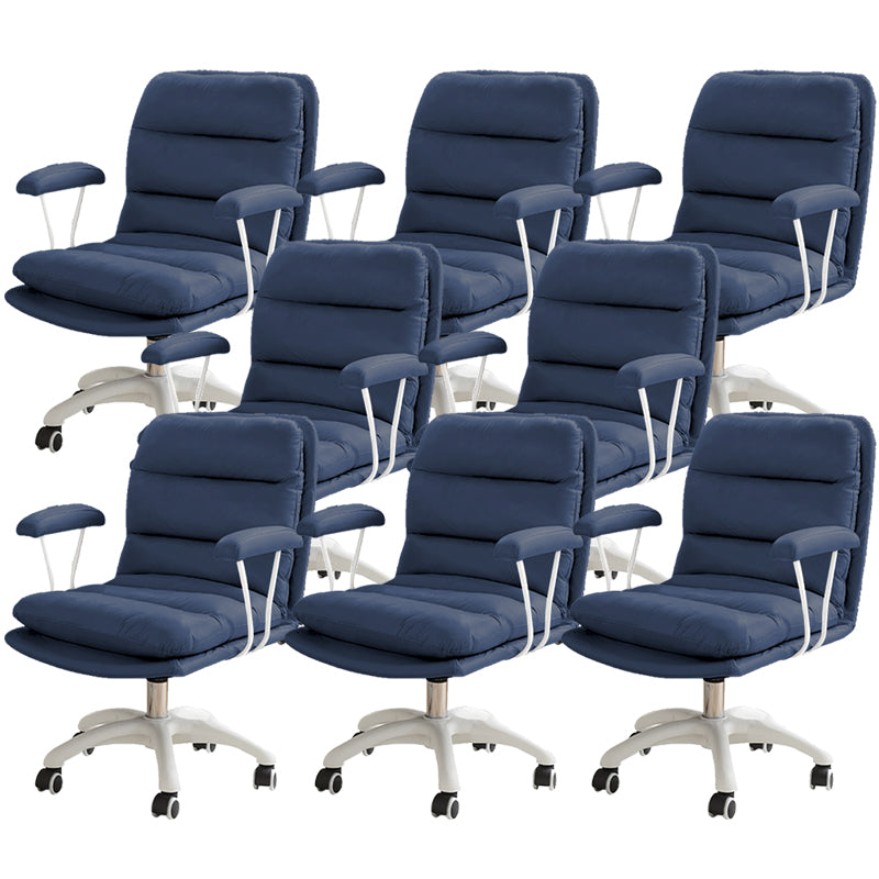 Silla de escritorio de brazos fijos modernos sin angustia silla de oficina ergonómica con ruedas