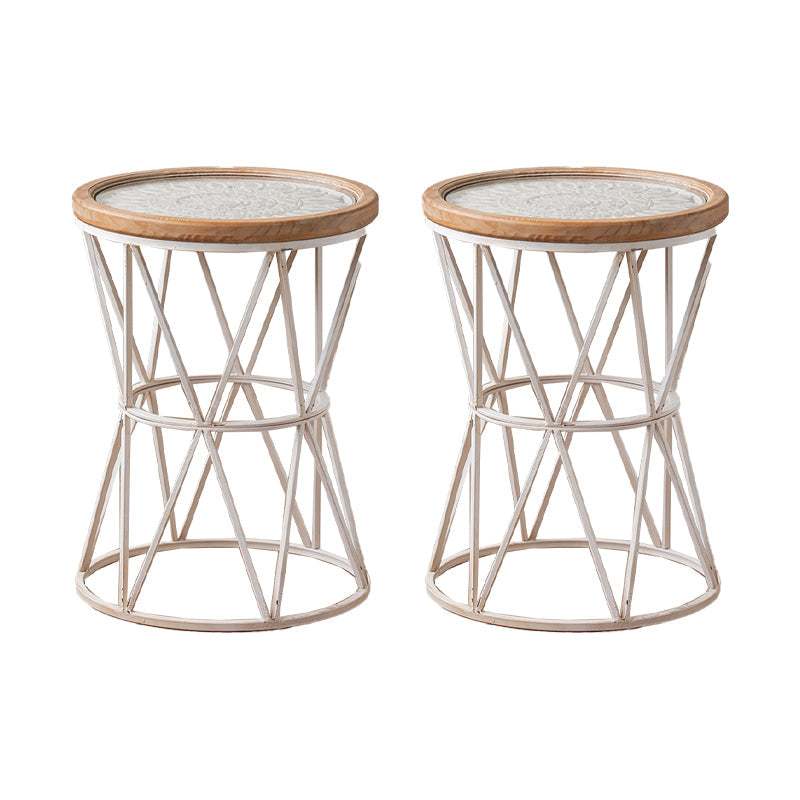 Table d'extrémité en bois massif de forme ronde avec table d'angle de base en métal pour le salon