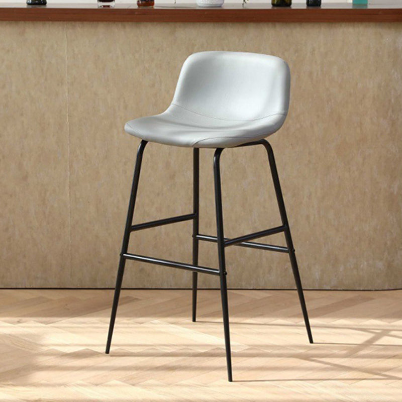Kunstleder -Esshocker Industrial Barhocker mit schwarzer Metallbasis