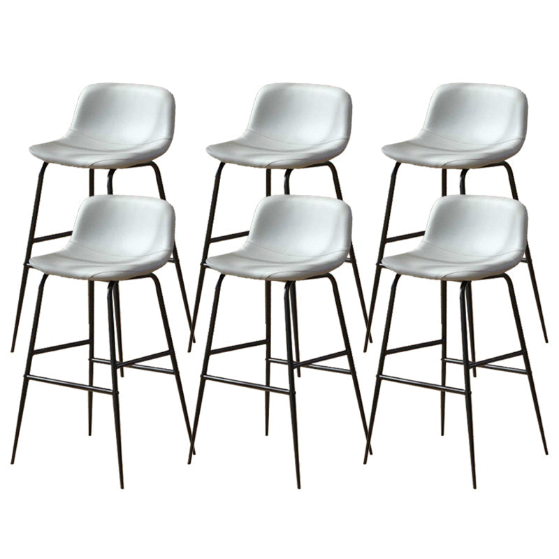 Kunstleder -Esshocker Industrial Barhocker mit schwarzer Metallbasis