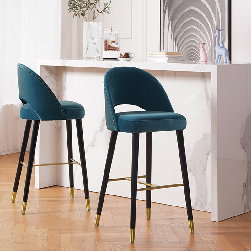 Sgabelli da bar in velluto con gambe in legno di quercia finitura opaca industriale sgabelli interni