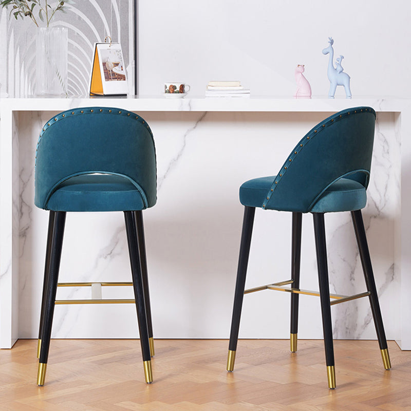 Sgabelli da bar in velluto con gambe in legno di quercia finitura opaca industriale sgabelli interni