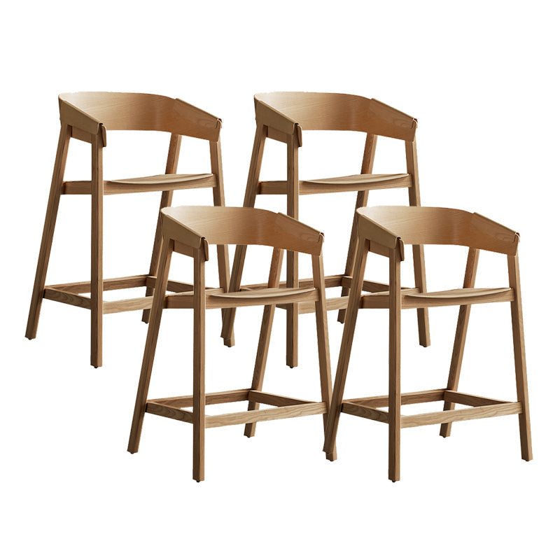 Tabourets de comptoir en bois brun