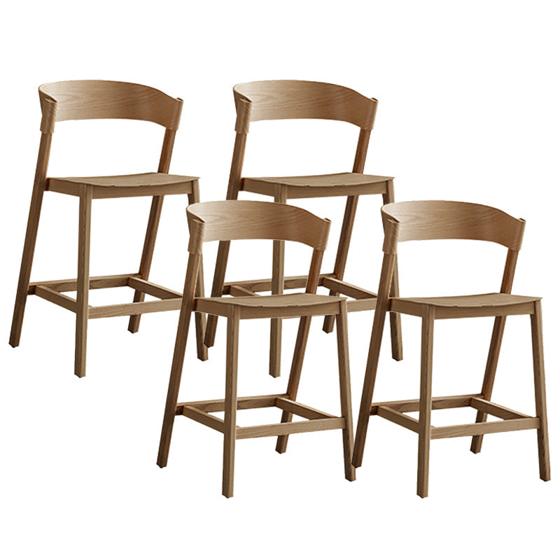Tabourets de comptoir en bois brun