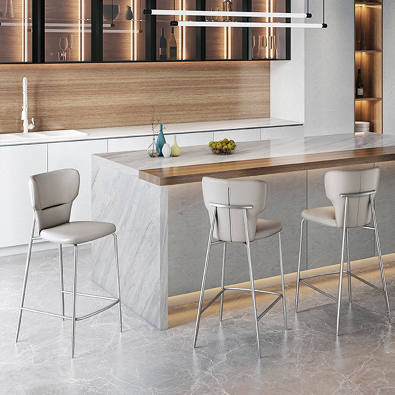 Moderno sgabello da bar sgabello cornice in pelle con base di metallo