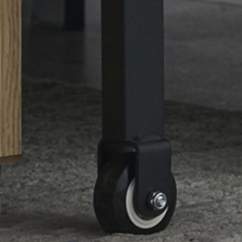 Sleepina di divano in vetrina in veglia per braccio quadrato scandinavo