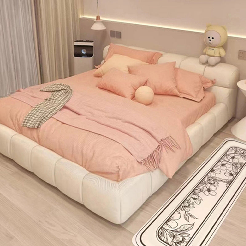 Lit standard contemporain avec tête de lit en cuir authentique touflée