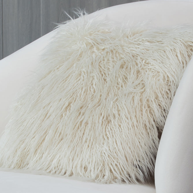 Chaise longue moderna da salotto con braccioli arrotolati e imbottita