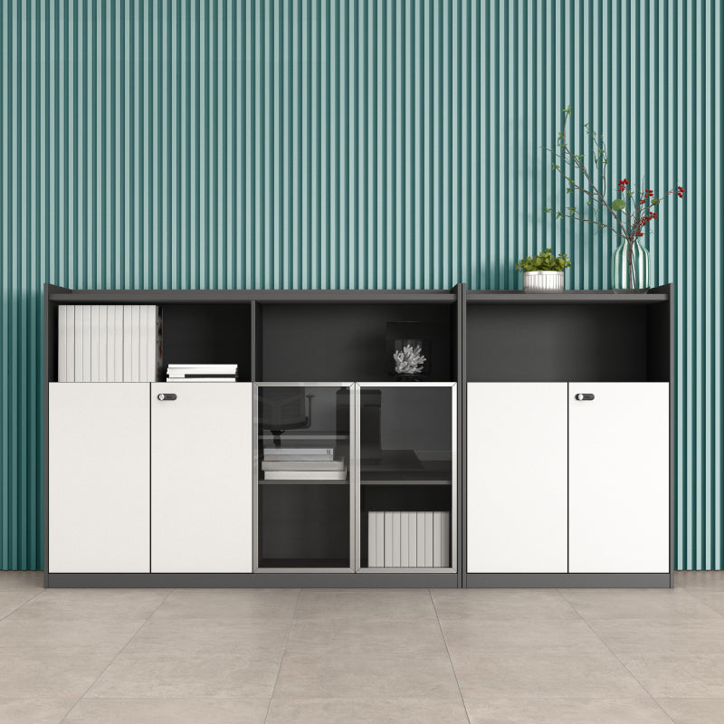 Mobile moderno mobile verticale mobile in metallo con archiviazione di bloccaggio