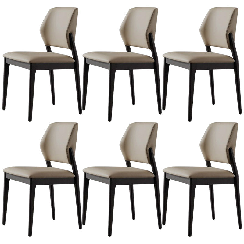 Eetkamer keukenstoel eigentijdse massief houten eetkamerstoel