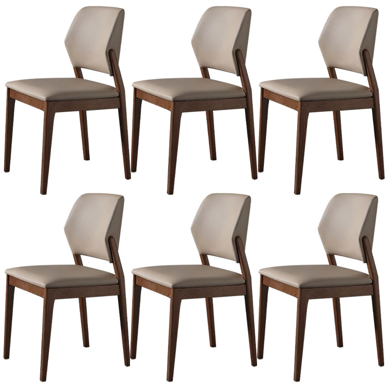 Eetkamer keukenstoel eigentijdse massief houten eetkamerstoel