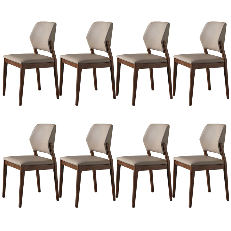 Eetkamer keukenstoel eigentijdse massief houten eetkamerstoel