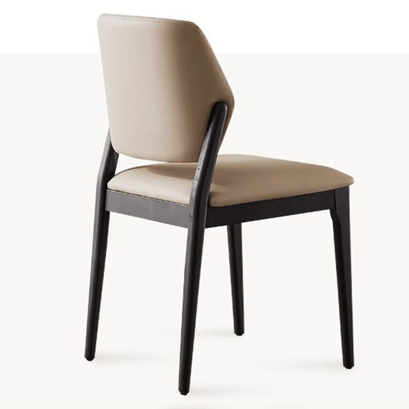 Eetkamer keukenstoel eigentijdse massief houten eetkamerstoel