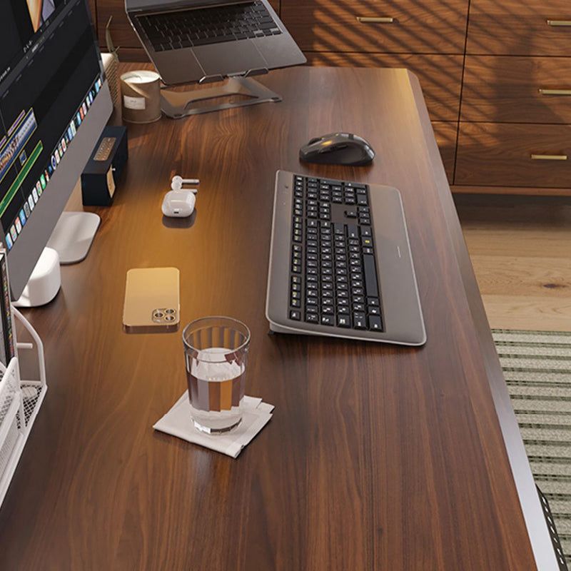 家のための長方形の形のコンピューターデスク茶色の木製ゲームデスク
