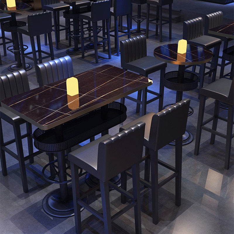 Mesa de bar de estilo industrial Mesa de comedor de bar de madera negra con almacenamiento