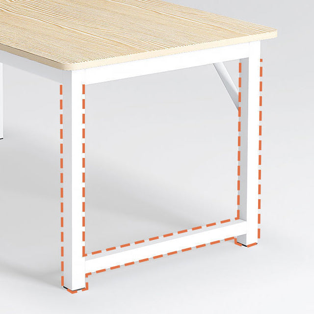 Rechteckig geformte Büroschisch