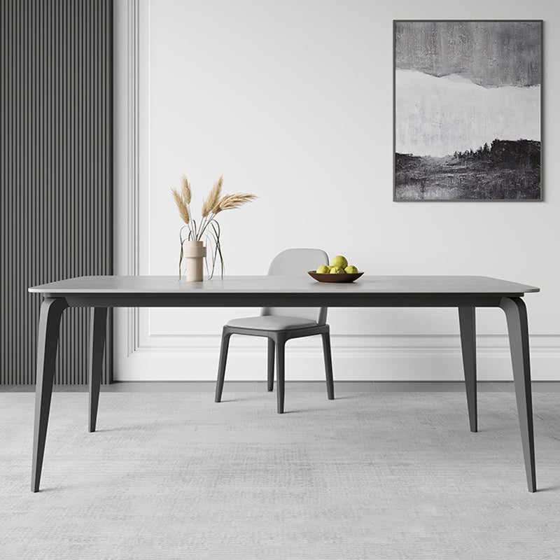 Tavolo da pranzo in pietra rettangolare con mobili in stile moderno in grigio
