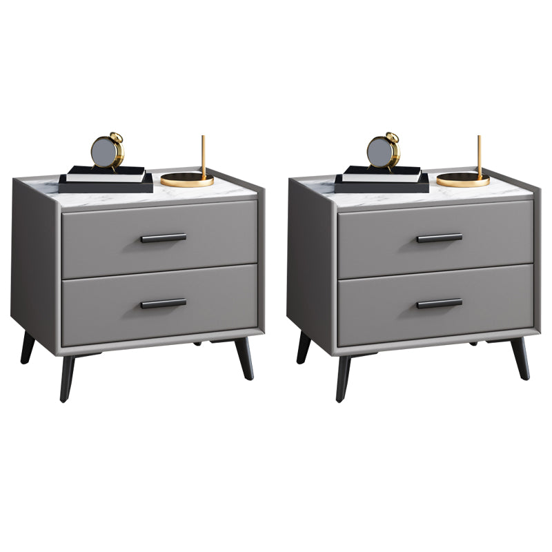 Mesa nocturna contemporánea de acabado antiguo con cajones