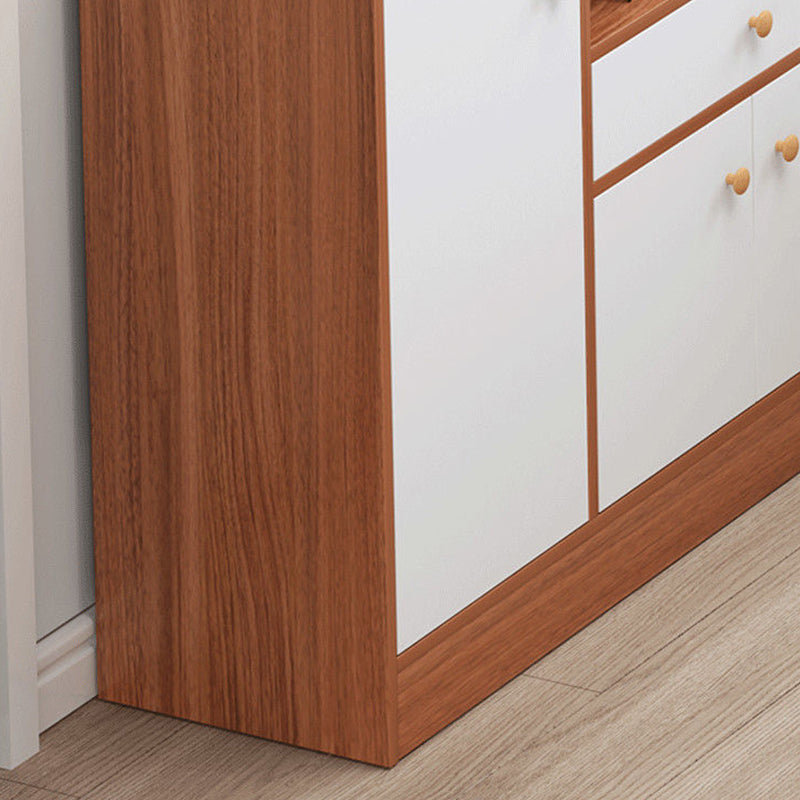 Server in stile contemporaneo di credenza in legno con armadi e cassetti