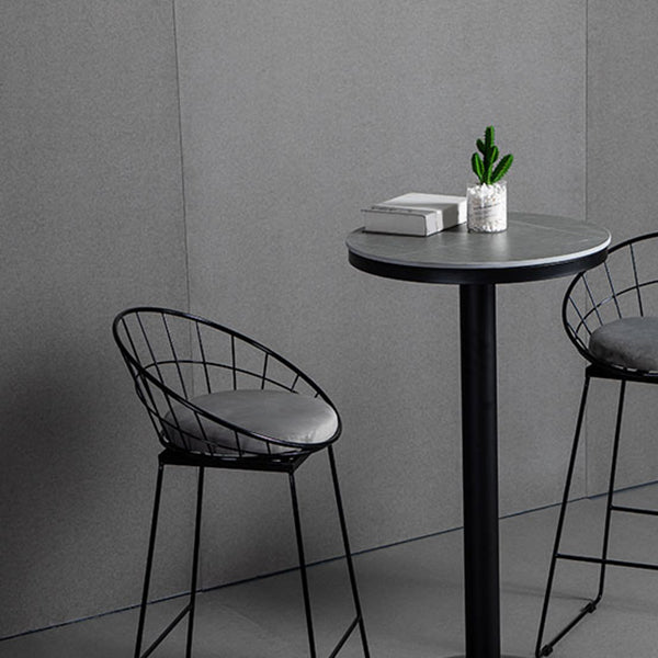 Tabourets de velours gris industriel