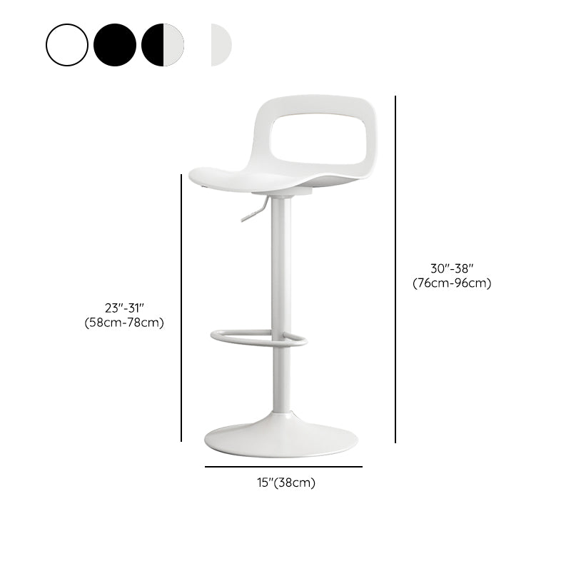 Sgabelli da bar industriali di altezza regolabile con base metallica