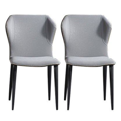 Sedie da pranzo senza braccio imbottite industriali.