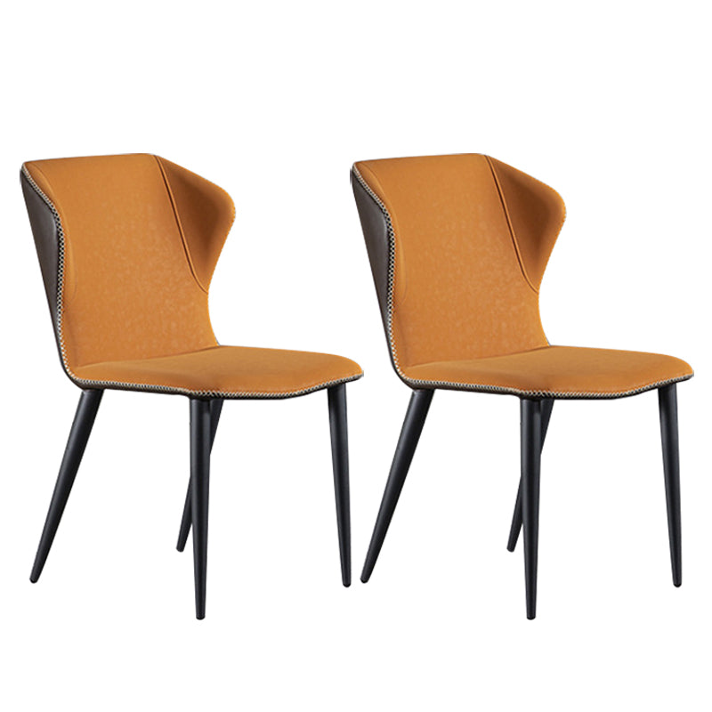 Sedie da pranzo senza braccio imbottite industriali.