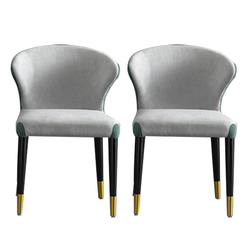 Sedie da pranzo senza braccio imbottite industriali.