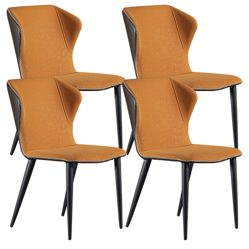 Sedie da pranzo senza braccio imbottite industriali.