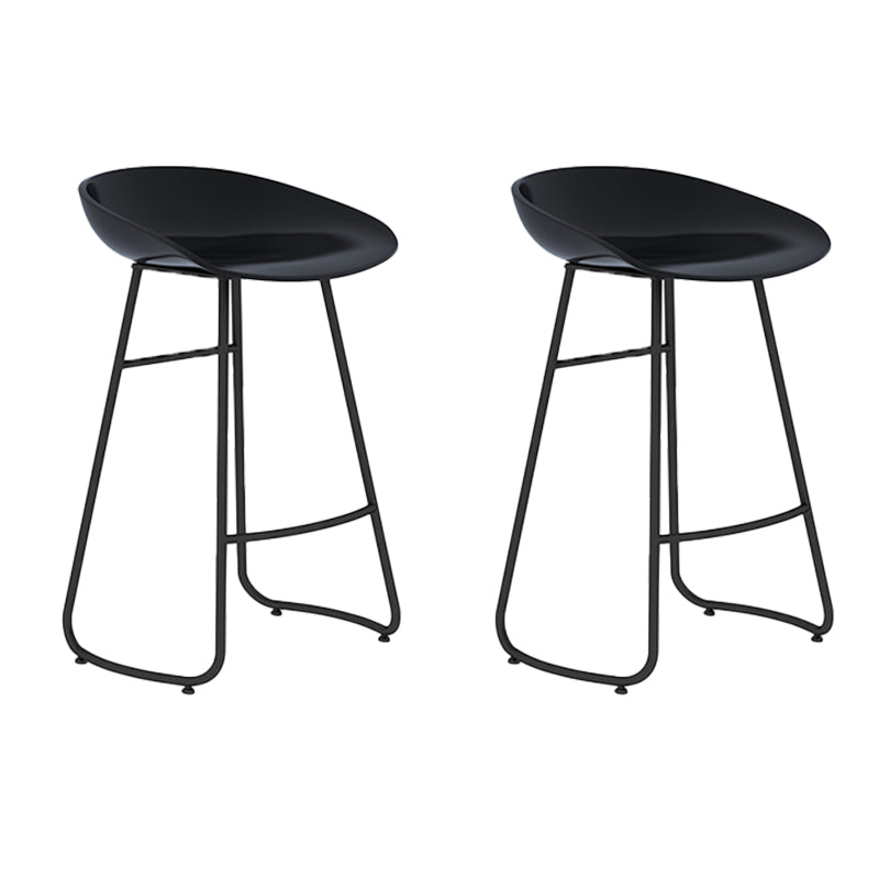 Industrial Armless Bar Stool Plastic Dining Stool with Metal Base Black 2 Piece Set Clearhalo 'Bar Furniture' 'Bar Stools' 'bar_stools' 'furn' 'furn_bar_stools' 'Furniture' 'Kitchen & Dining Furniture' 6827303