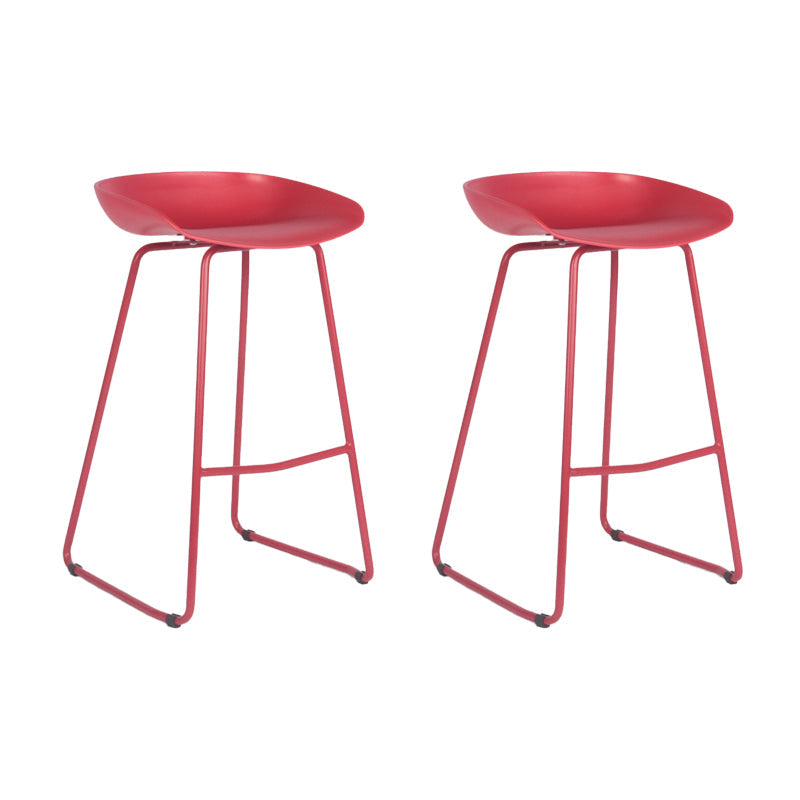 Contemporary Plastic Bar Stool Armless Dining Stool with Metal Base