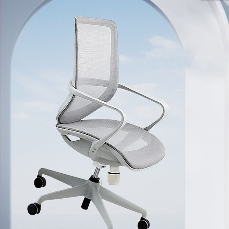 Silla de escritorio de brazos fijos modernos altura de asiento ajustable silla giratoria con ruedas