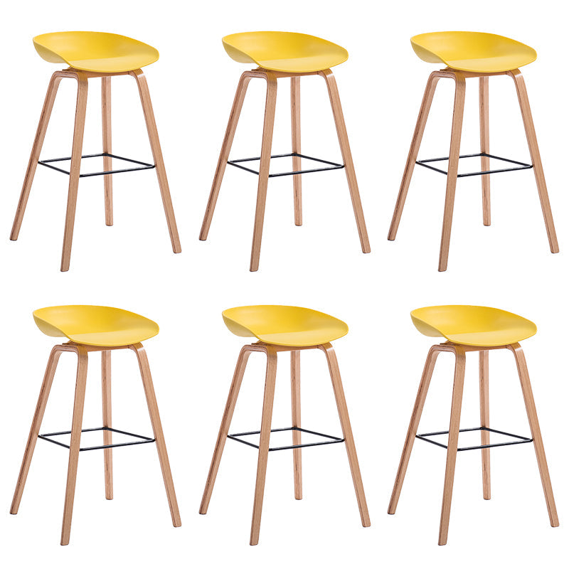 Sgabelli da bar in plastica bassa sgabello da pranzo con base in legno massiccio