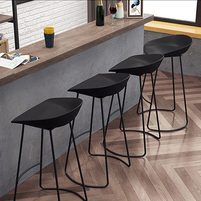 Industrial Plastic Bar Stool Armless Dining Stool with Metal Base Clearhalo 'Bar Furniture' 'Bar Stools' 'bar_stools' 'furn' 'furn_bar_stools' 'Furniture' 'Kitchen & Dining Furniture' 6846562