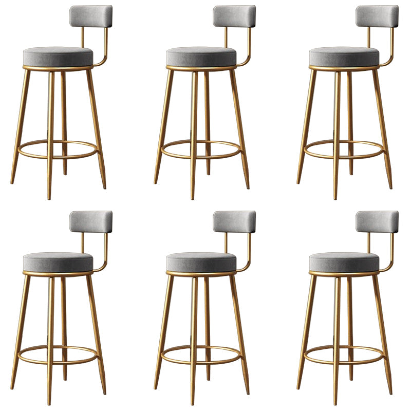 Taburetes de bar de estilo glam para bares tapizados para bares para comedor con marco dorado