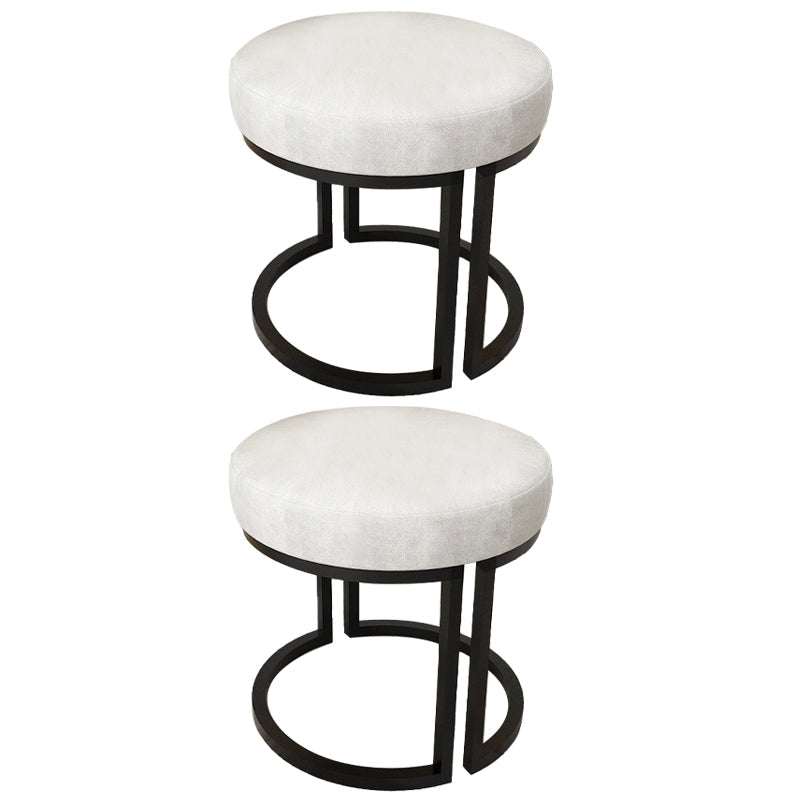 Solid Color Flannel Standard Stool Modern Style Simple Round Footstool Gray 2 Piece Set Black Clearhalo 'furn' 'furn_ottomans_poufs' 'Furniture' 'Living Room Furniture' 'Ottomans & Poufs' 'ottomans_poufs' 6848609