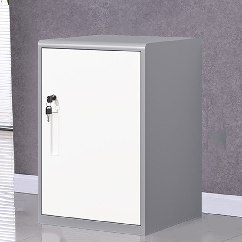 Gabinetto di file verticale in metallo classico con cassetti di bloccaggio