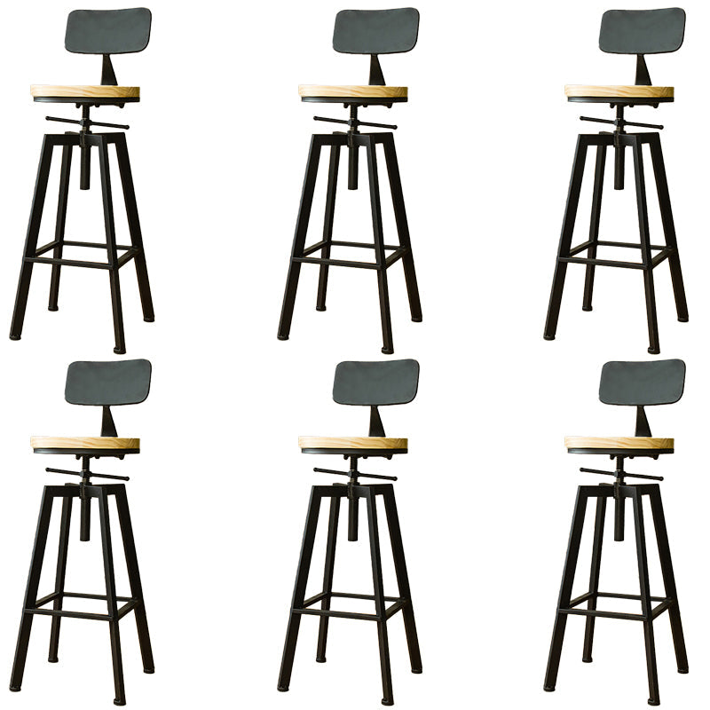 Sgabello da bar con bancone atagliabile senza braccio industriale con zampe metalliche