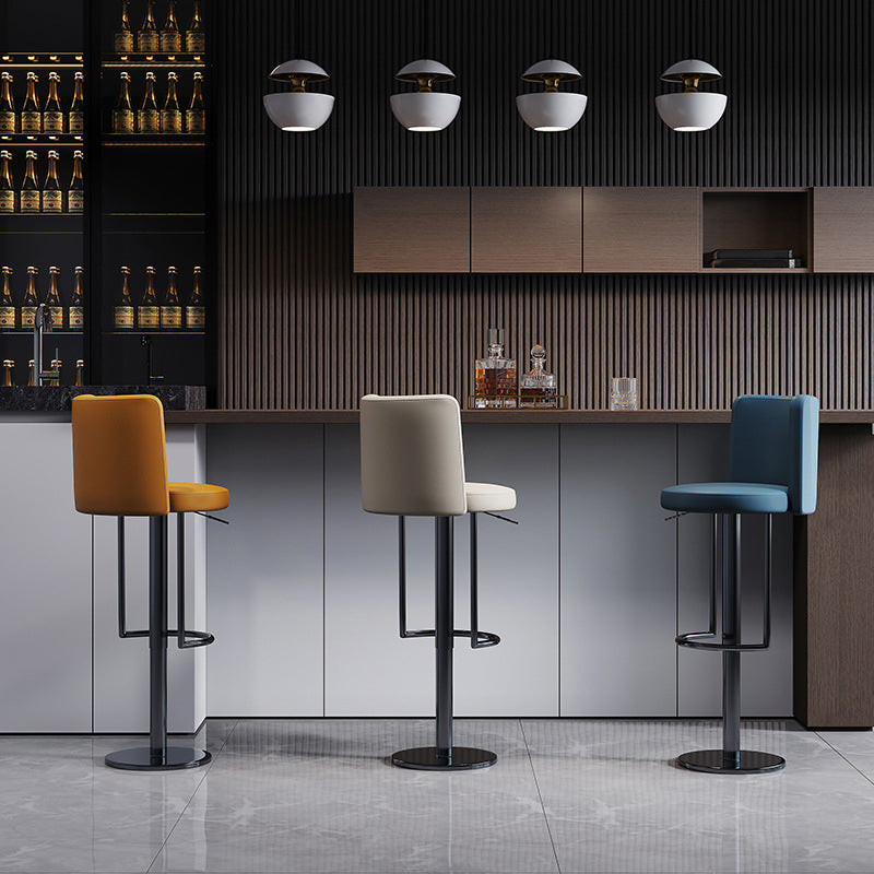 Sgabello da bar per bar in pelle sollevabile in stile industriale con gambe metalliche per casa