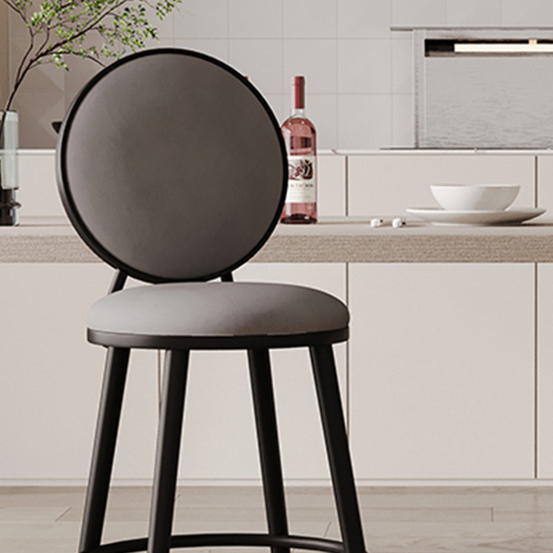 Taburete de respaldo industrial taburete de barra de hierro con cojín y pedal para la cocina