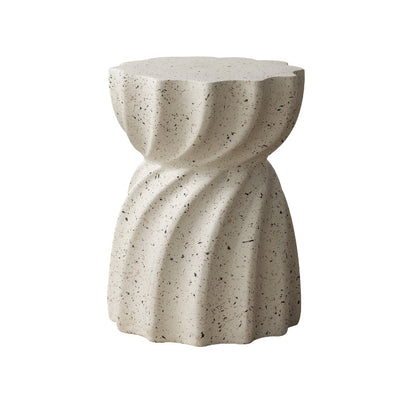 Zeitgenössischer geometrischer Akzent Seitentisch Marmor Gold Endtisch