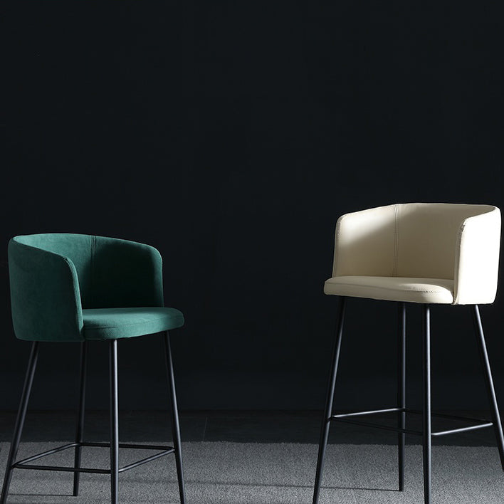 Sgabelli da bar in pelle da bar moderni per sala da pranzo con gambe metalliche